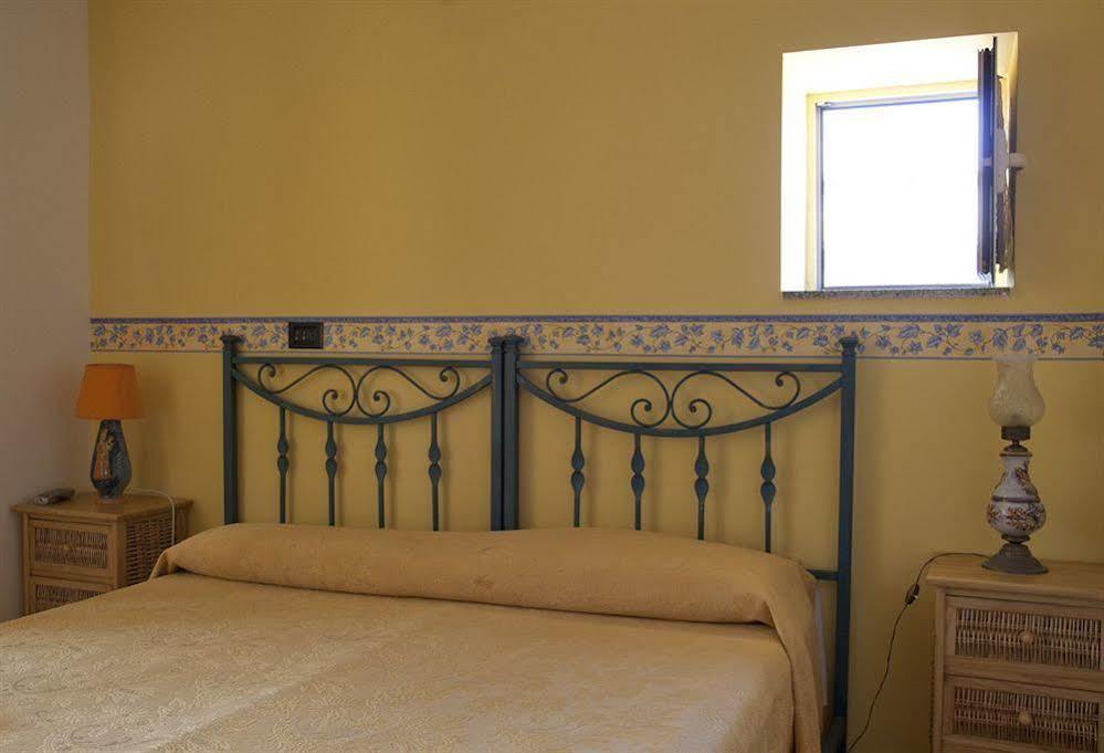 B&B Giuseppe Verdi カターニア エクステリア 写真