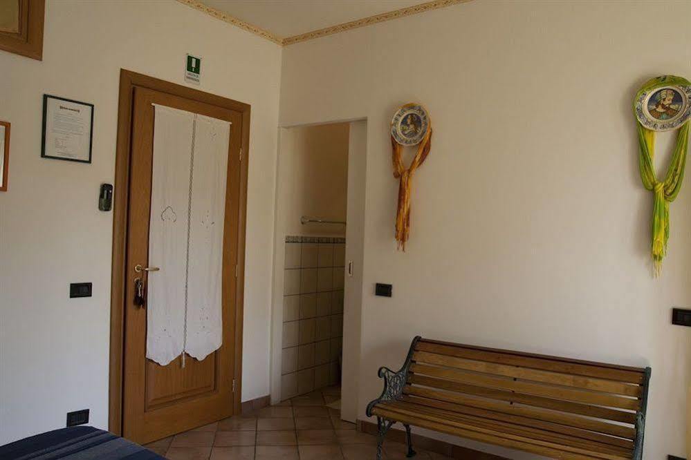 B&B Giuseppe Verdi カターニア エクステリア 写真